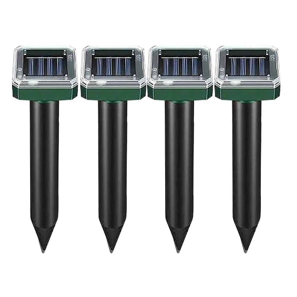 Solar Ultrasonic Muizen- en Slangen Repeller, Insectenwerende Device met Vibration en Hoogvermogen, Oplaadbare Zonenergie, IP64 Waterdicht