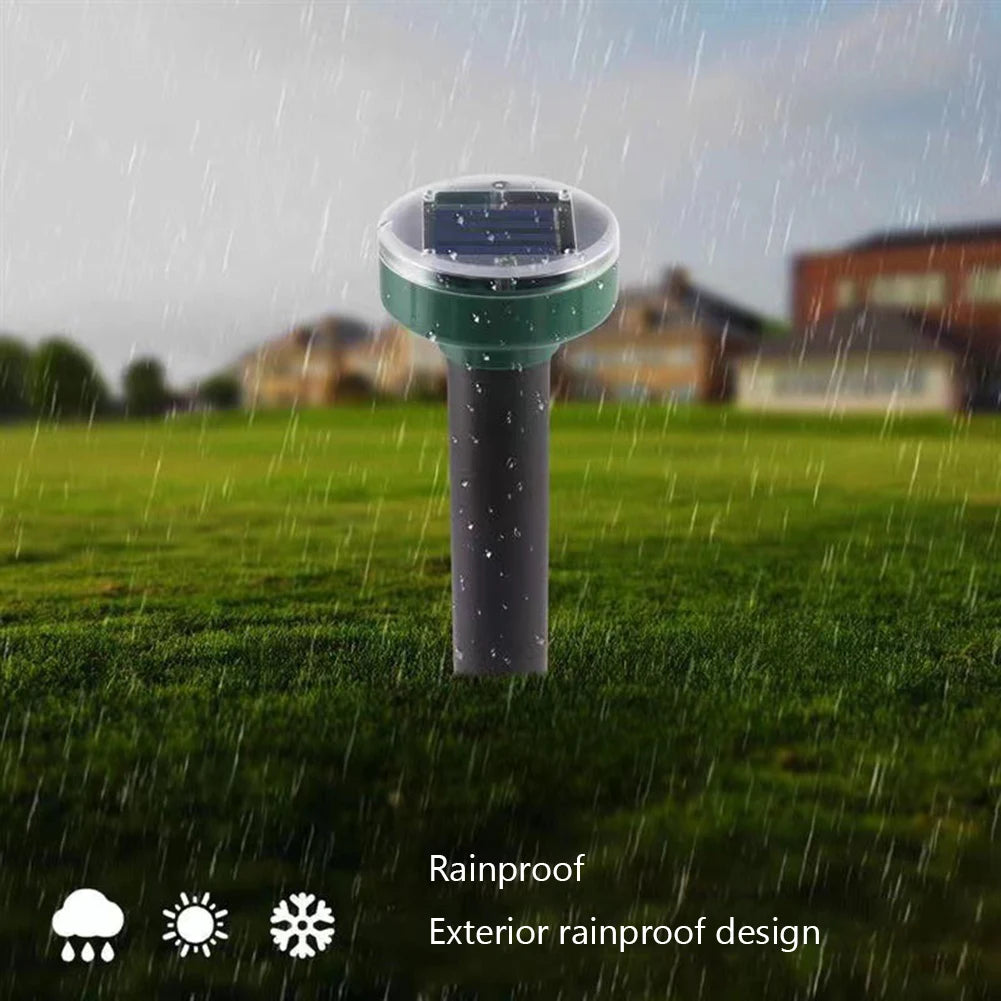 Solar Ultrasonic Muizen- en Slangen Repeller, Insectenwerende Device met Vibration en Hoogvermogen, Oplaadbare Zonenergie, IP64 Waterdicht