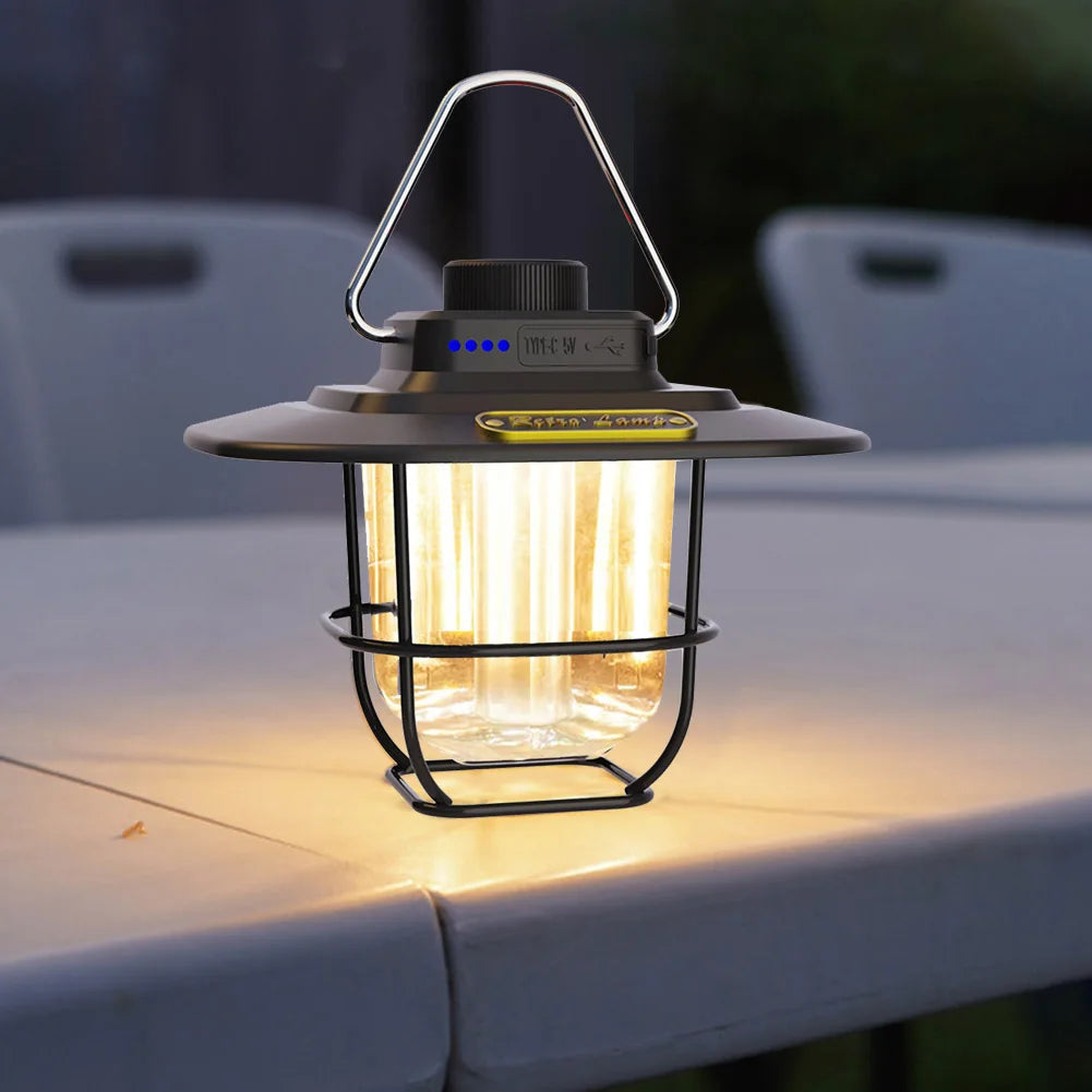 LED Retro Camping Lantaarn | Waterdicht | Type-C Oplaadbaar | Hanglamp met Haak & Batterij Indicator