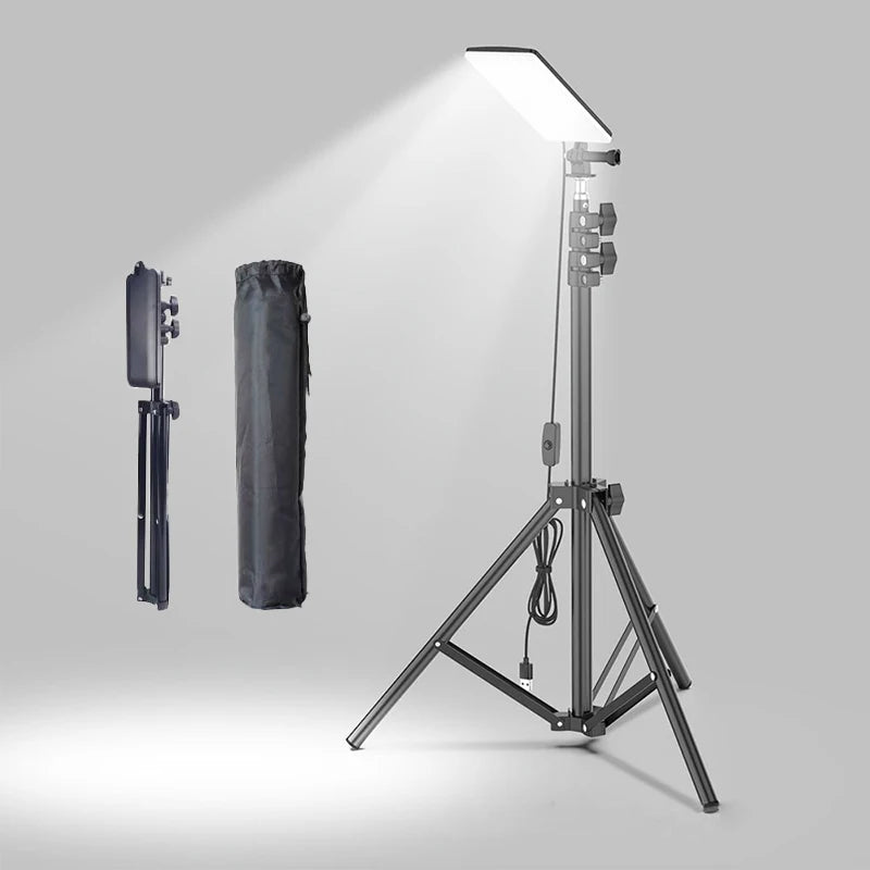 Tragbares LED-Arbeitslicht für den Außenbereich – per USB wiederaufladbare Campinglampe mit Teleskopständer