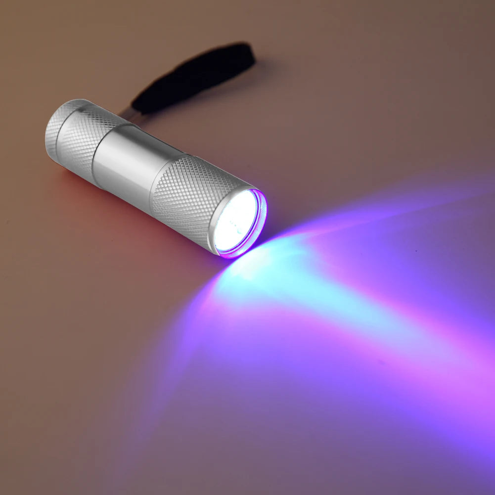 Tragbare UV-Taschenlampe – 395 nm Ultraviolett-Taschenlampe mit Anti-Rutsch-Design