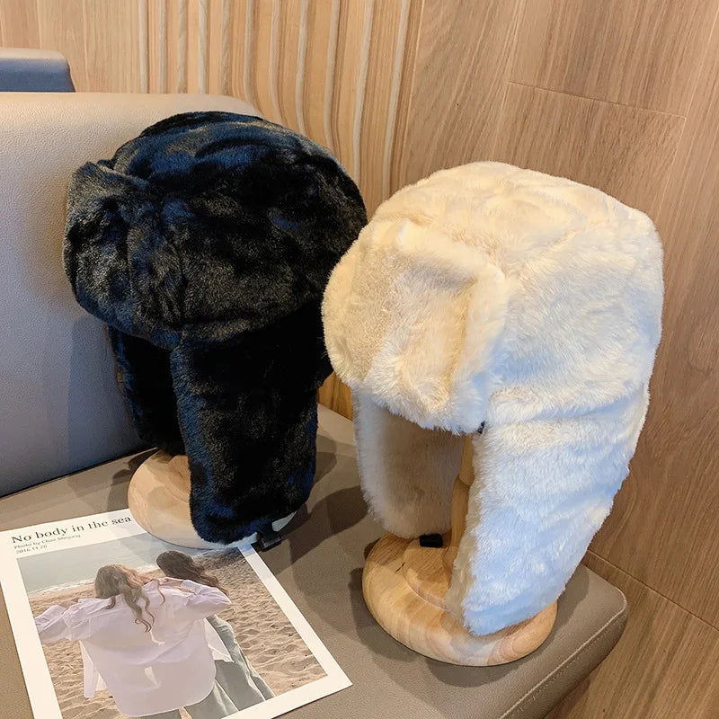 Warme russische Uschanka-Mütze mit Ohrenklappen – Koreanische Mode-Bombermütze für Frauen – Verstellbare Wintermütze mit Kunstfell