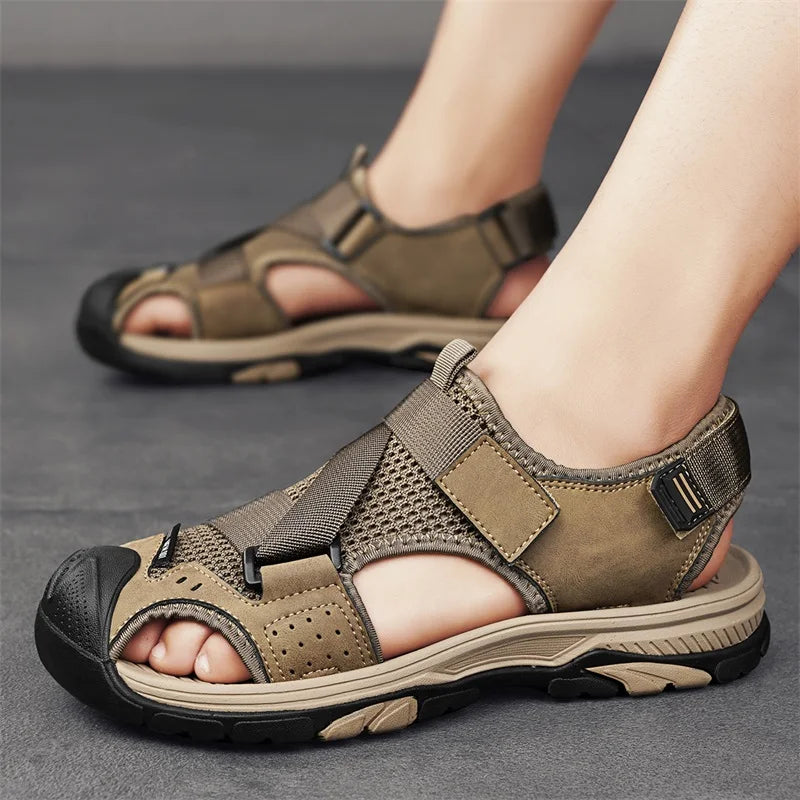 Nieuwe Heren Outdoor Sandalen – Lichtgewicht, Niet-Slip Cross-Strap Sandalen van Kunstleer voor Strand en Casual Gebruik