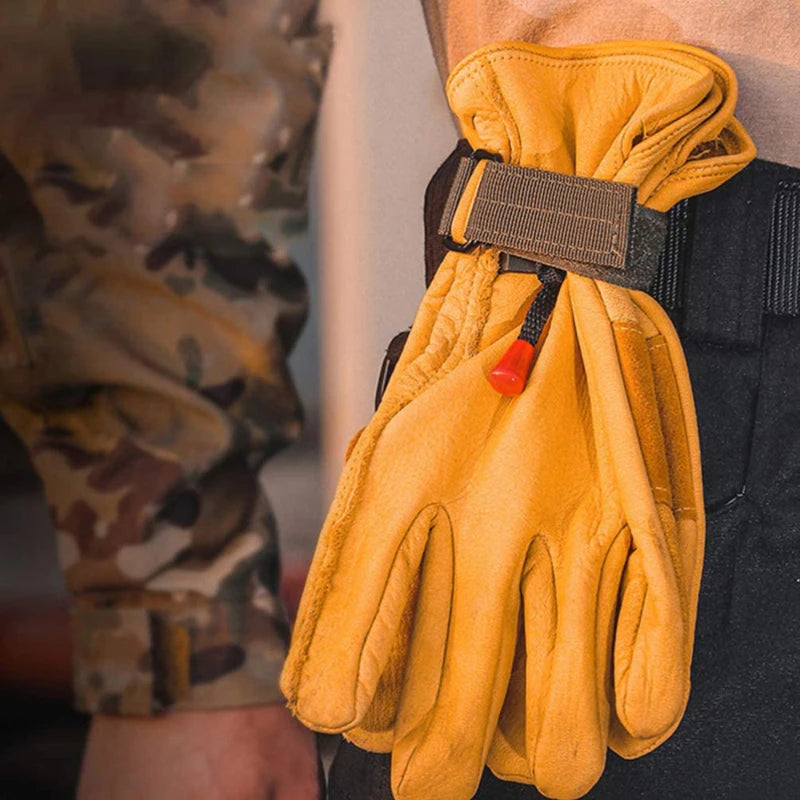 Verstelbare Molle Handschoenhouder – Sleutelring & Karabijnclip voor Brandweer, Hiking & Werkgebruik
