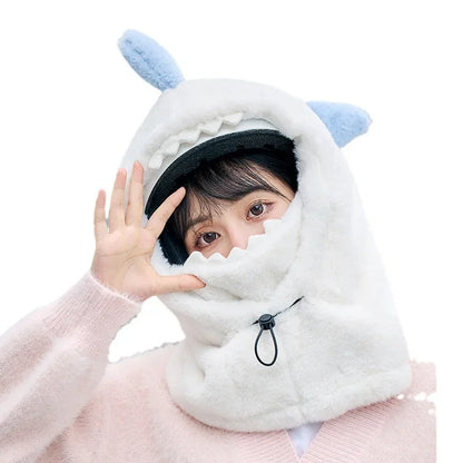 Cartoon Shark Skihelmbezug – Warmer und weicher Fleece-Helmbezug zum Skifahren und Radfahren – Nackenwärmer und Kopfbedeckung