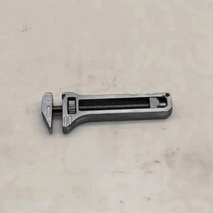 1PC EDC Multitool – Kompaktes tragbares Werkzeug mit Schlüsselanhänger für Camping und Survival