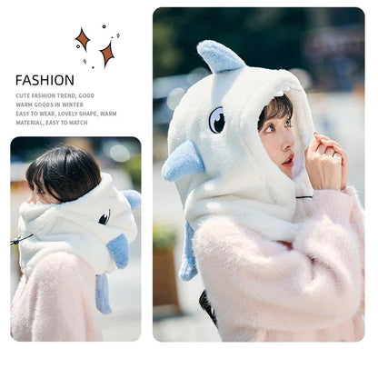 Cartoon Shark Skihelmbezug – Warmer und weicher Fleece-Helmbezug zum Skifahren und Radfahren – Nackenwärmer und Kopfbedeckung