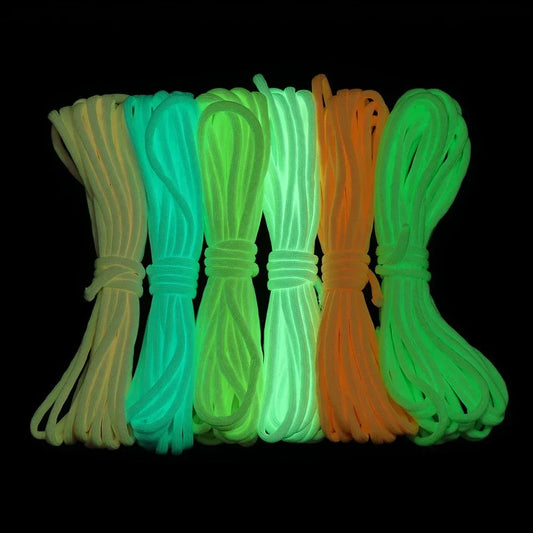 Leuchtendes Paracord – 9 Stränge, 4 mm Nylon, 550 lb Zeltschnur – im Dunkeln leuchtendes Outdoor-Seil für Camping und Überleben