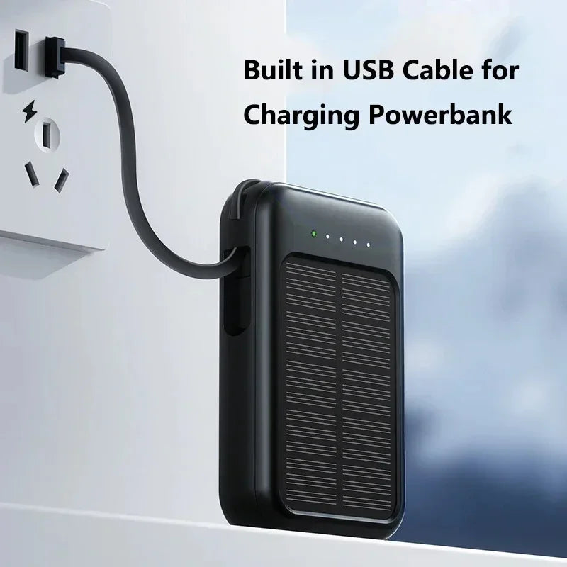 Snelladende Compacte Powerbank – Met Ingebouwde Kabels, Solar LED Licht, Geschikt voor Samsung, Apple & Xiaomi